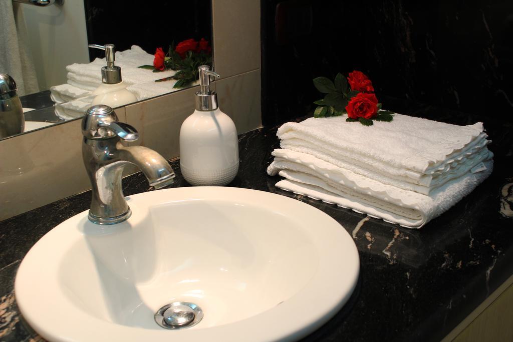 Villa Orchidea Luxury B&B อิสปิคา ภายนอก รูปภาพ