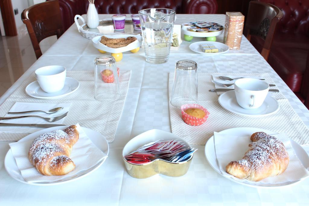 Villa Orchidea Luxury B&B อิสปิคา ภายนอก รูปภาพ